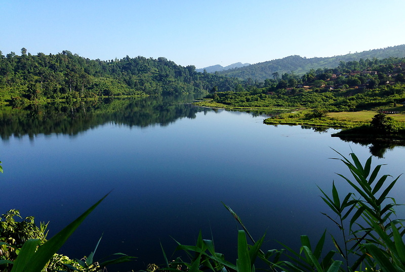 summer, reflection, no People, sky, green, green Color, body of water, land, tranquility, pond, outdoors, mountain, lagoon, landscape, 2K, non-urban scene