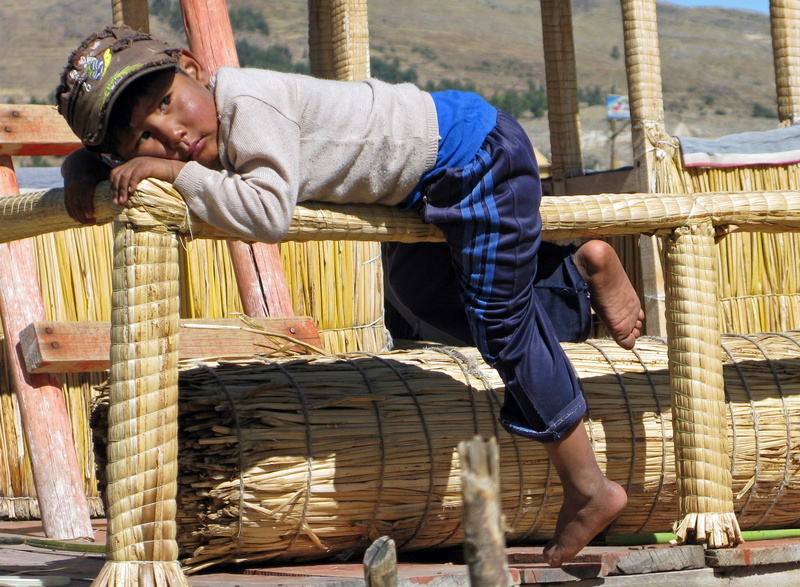 mature men, boy, transportation, full length, 2K, adult, occupation, uros, men, floating islands, day, three quarter length, males, one person, casual clothing
