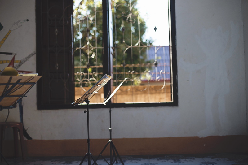 glass - material, architecture, louangphabang, musical equipment, empty, seat, 5K, stand, class, table, transparent, wall - building feature, behind the scenes
