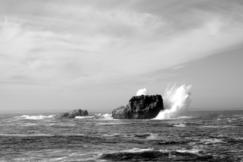 2K, coast, piedras blancas, power, vista, central coast, scenics - nature, water, rock, action, ocean, solid, b and w, nature, black and white, cloud - sky