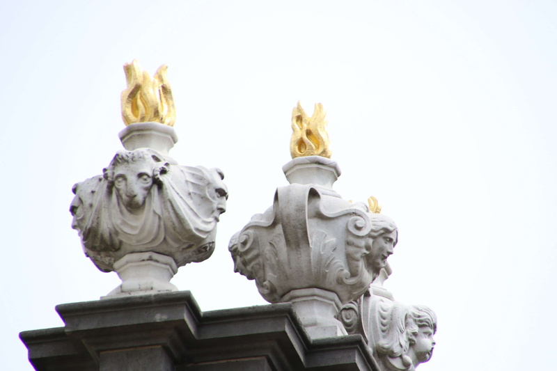 building, no people, art and craft, low angle view, history, creativity, the past, gold, pots, detail, sculpture, statue, angel, travel, bruges, clear sky