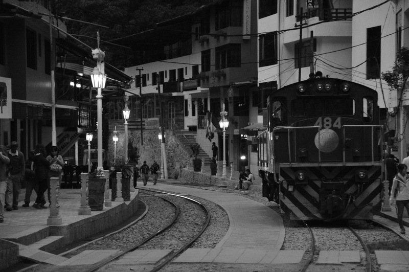 night, black and white, built structure, real people, mountain, residential district, street, building exterior, building, latin america, city, lighting equipment