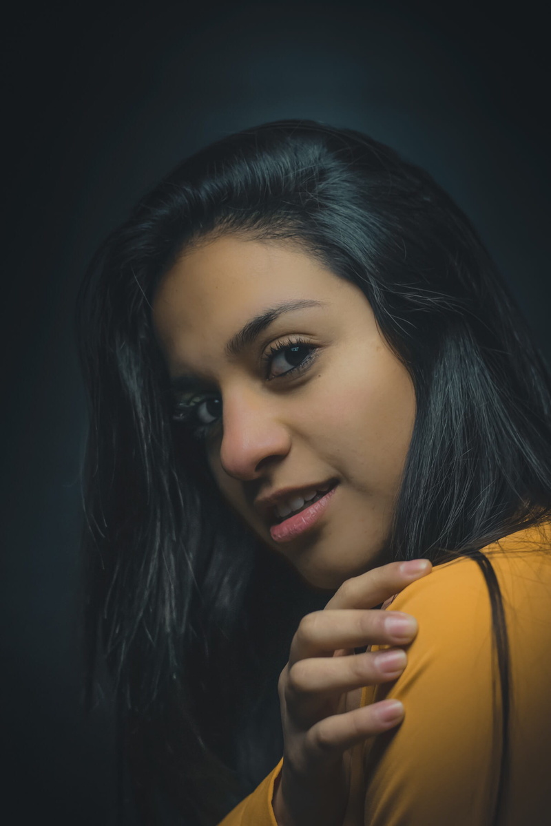 black hair, latino, face, beauty, clothing, human face, girl, headshot, yellow, eyeshadow, young adult, 1080P, lima region, beautiful woman, make-up, one person