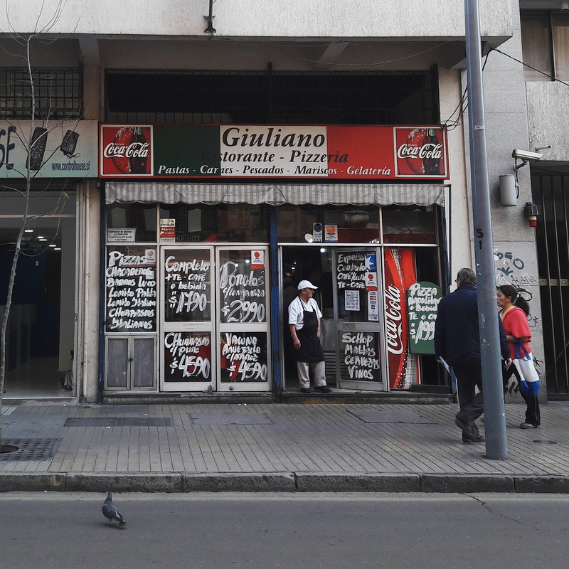 men, retrato, city life, city, women, building exterior, comércio, day, chile, store, communication, adult, street, place, real people, western script