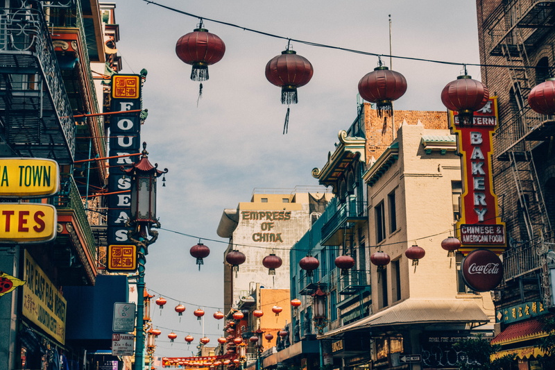 5K, traditional, building exterior, street, red, walking, californium, chinese lantern, nature, building, outdoors, hanging, lantern, city, vintage, incidental people