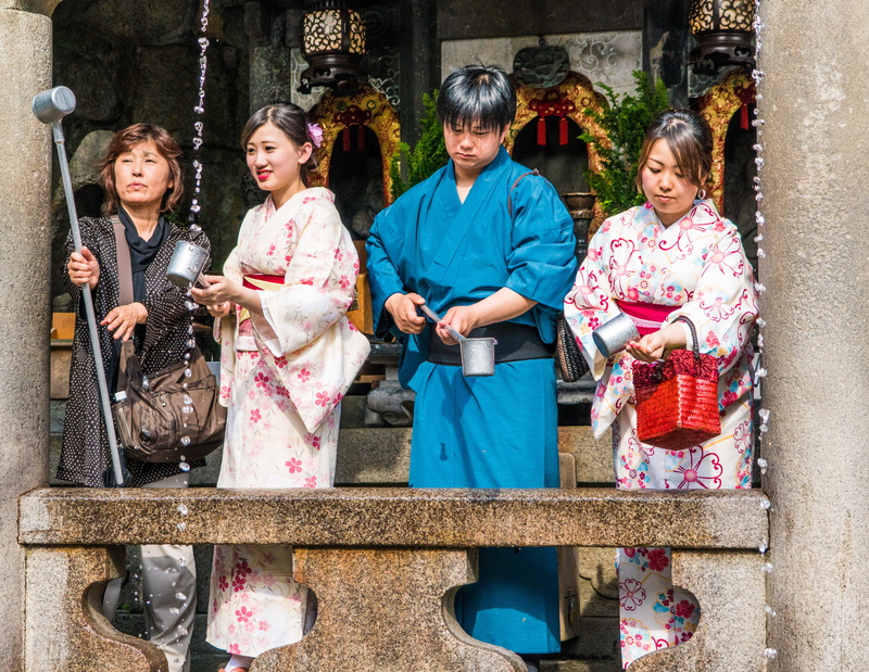 japan, daughter, tradition, water, standing, family, sister, smiling, group of people, wearing, senior women, shrine, lifestyles, famous, landmark, adult