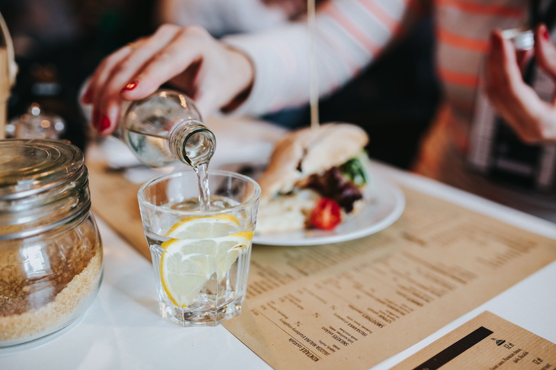 plate, household equipment, drinks, vegatable, one person, refreshment, table, vegan, human Hand, selective Focus, 5K, finger, human body part, holding