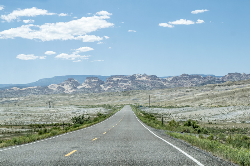 sunny, environment, desert, 5K, symbol, dividing line, road marking, scenics - nature, the way forward, hills, mountains, clouds, road, usa, outdoors