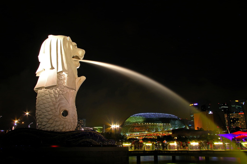 office building exterior, sky, built structure, building, 1080P, travel Destinations, outdoors, cityscape, famous Place, no people, night sky, Merlion