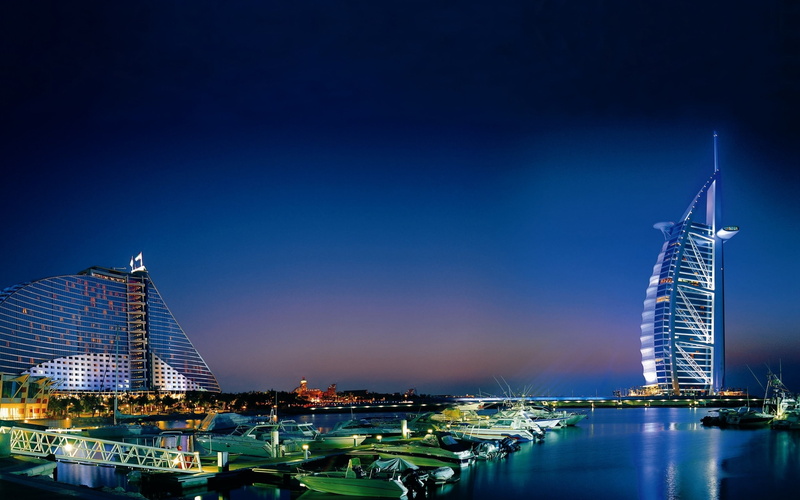 al, widescree, emirates, built structure, no people, copy space, dubai, office building exterior, architecture, illuminated, tourism, sky, modern, cityscape