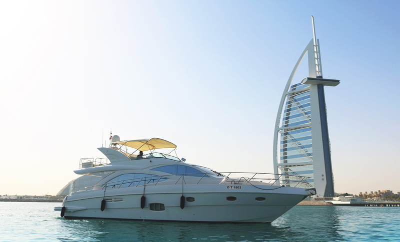 yacht tour dubai, wealth, clear sky, sailing, travel, sky, water, sailboat, nature, ship, passenger craft, day, yacht, sea, 1080P, yachting, cruise ship