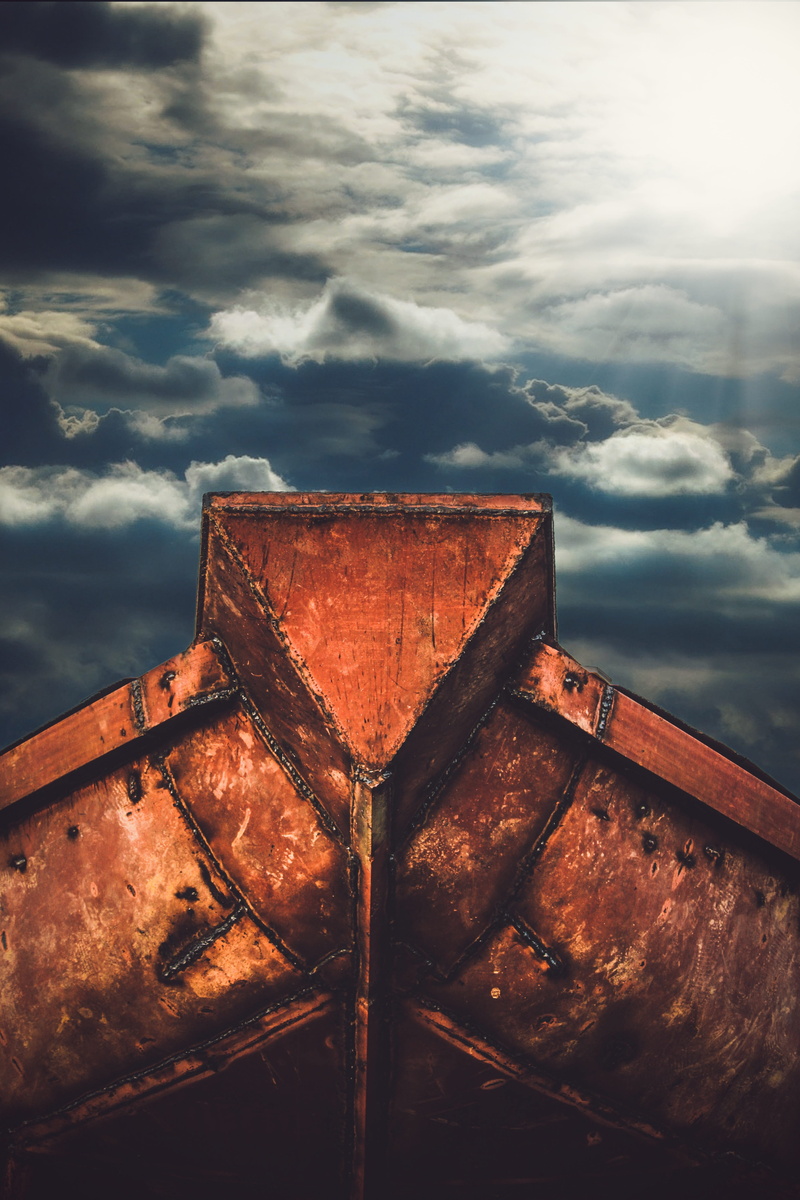 decline, atmosphere, 5K, rusty, lighting, mysticism, no people, wave, nature, boats, overcast, hdr, boat, sail, blue, built structure, clouds, damaged
