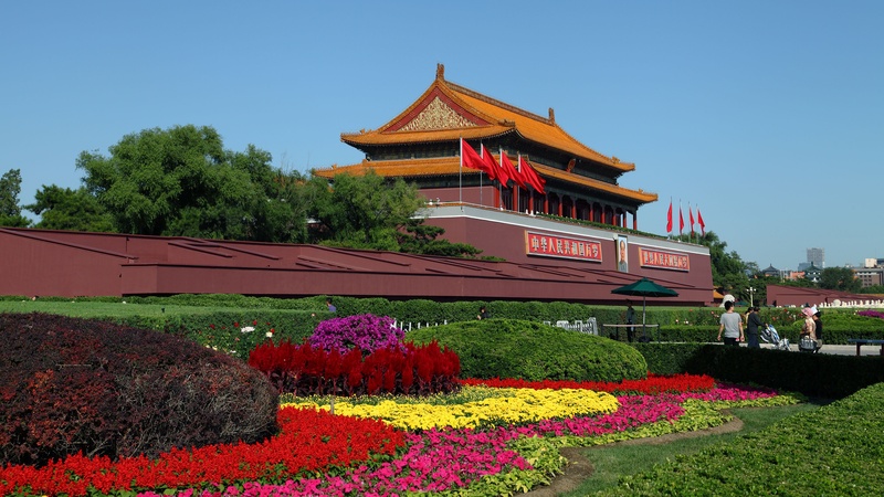 outdoors, the scenery, red, plant, beauty in nature, daytime, no people, flower, tiananmen square, garden, sky, freshness, beijing, architecture, building exterior