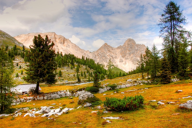 nature, formation, no people, alm, tranquil scene, rubble field, mountain range, cloud - sky, tranquility, mountain, sky, unesco world heritage, solid
