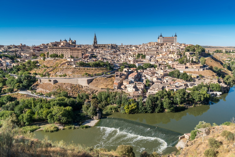 architecture, cultures, day, building exterior, panoramic, europe, no people, cathedral, buildings, outdoors, famous Place, plant, residential district