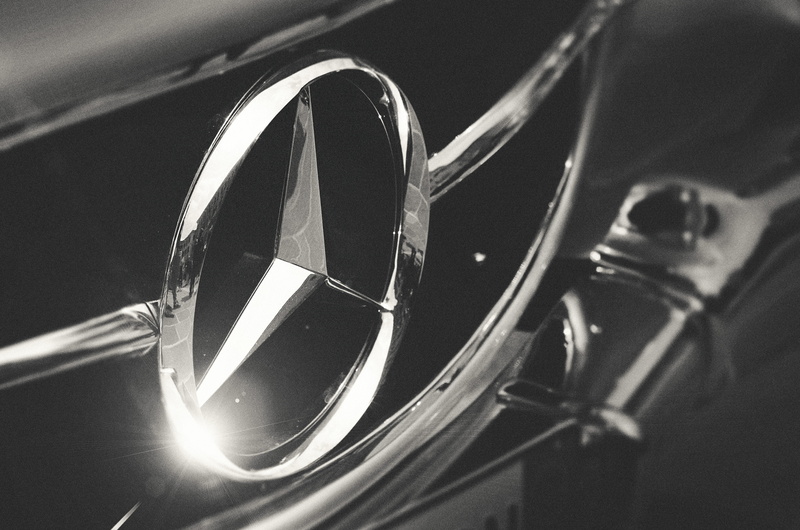 audio equipment, logo mercedes, classic car, amg, italy, shiny, museo mille miglia, metal, arts culture and entertainment, glasses, music, indoors, reflection
