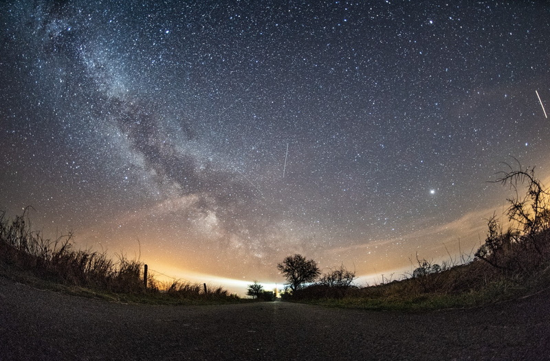 tranquil scene, tree, constellation, beauty in nature, star - space, burg, milky way, road, island, fehmarn, tranquility, galaxy, space, landscape, 720P