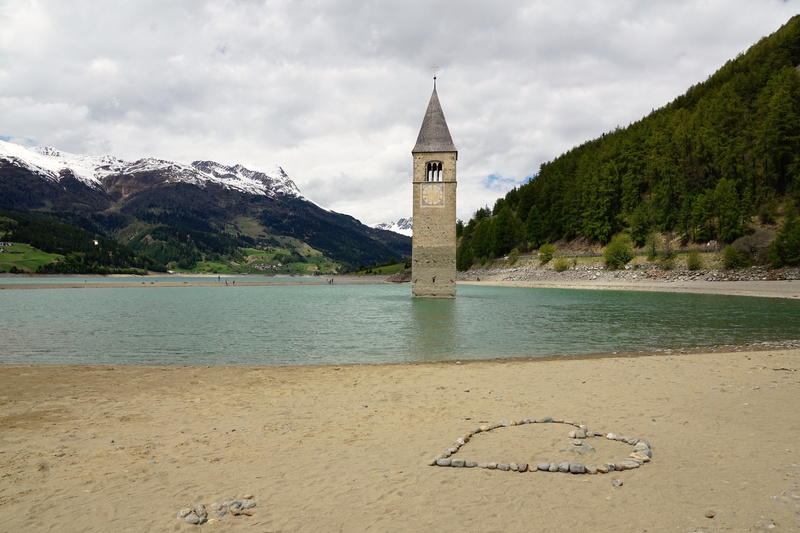 river, building, mountain, hike, Reschensee, land, travel, plant, sky, lake, cloud - sky, kaschon, beach, church, architecture, trautmannsdorf, wine, mountains