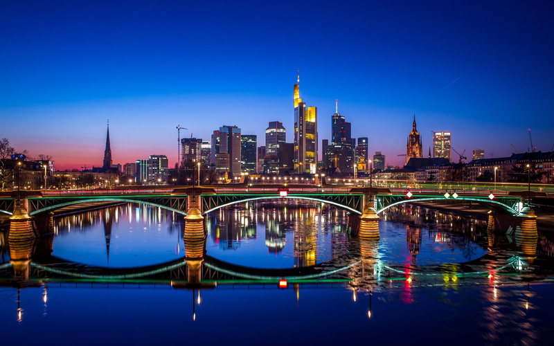 k, Frankfurt, Germany, 2K