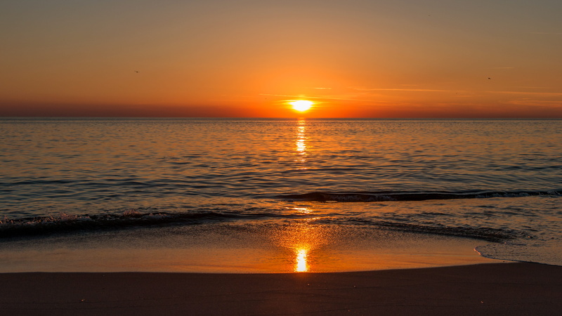 nature, horizon over water, beach, scenics - nature, idyllic, land, wave, orange color, sunlight, beauty in nature, no people, reflection, horizon, sylt