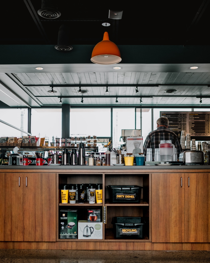 bar - drink establishment, business, container, food and drink, product, bar counter, bar, bottle, coffee, coffee shop, no people, drink, yummy, electric lamp
