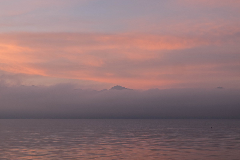 sky, scenics - nature, orange, mountain, fog, clouds, cloud - sky, lausanne, non-urban scene, dusk, pastel, nature, tranquility, sea, 4K, morning, tranquil scene