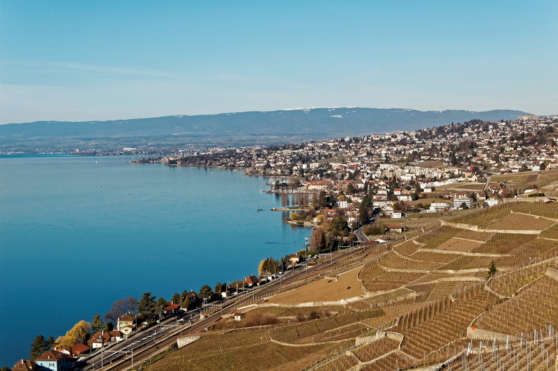 high angle view, tourism, places of interest, 2K, cityscape, building, travel, outdoors, lavaux, vineyards, view, residential district, sky, city, beach