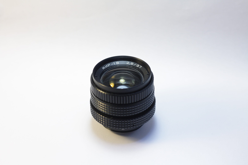 single object, объектив, circle, photocamera, close-up, indoors, vintage, equipment, black color, still life, lens, линзы, photolens, cut out, camera - photographic equipment