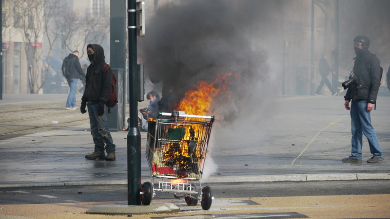 justice, transportation, strike, day, mode of transportation, men, peace, full length, victims, People, governament, medium group of people, people, street