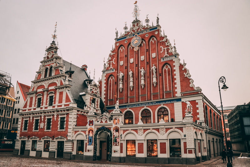 nature, clear sky, low angle view, tourism, latvia, house, culture, arch, city, center, building exterior, town, clock, spire, sky, vibrant, structure