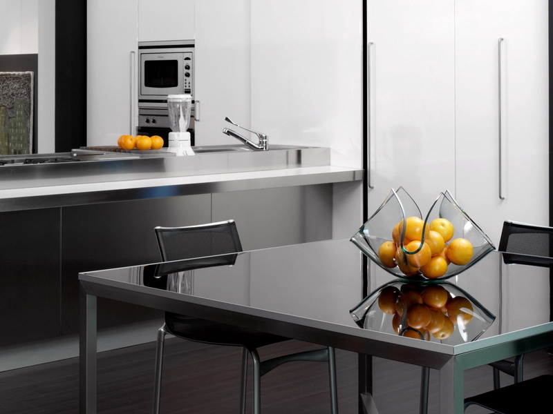lifestyles, fruit, design, cooking, food and drink, wellbeing, refrigerator, bowl, indoors, glass, chairs, kitchen Counter, white, apartment, decoration