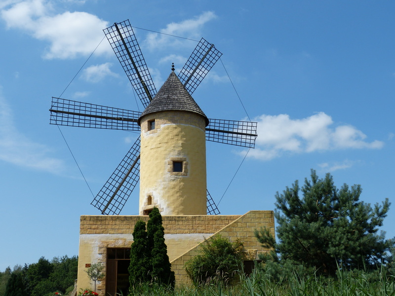 turbine, outdoors, historically, wind power, architecture, müller, cloud - sky, windmill, wind turbine, 4K, plant, sky, grind, environmental conservation