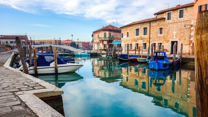 powerboats, venice - Italy, tourism, venezia, beside, canal, holidays, nautical Vessel, urban Scene, venice, travel, waterfront, sky, 5K, famous Place
