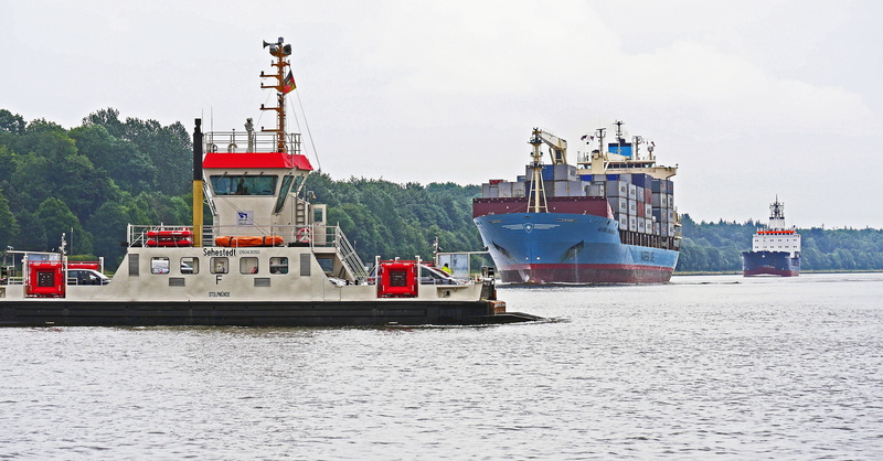 waterfront, pier, sky, sea, shipping, ferry, business, car ferry, freight Transportation, sea ​​route, nature, mode of transportation, commercial Dock