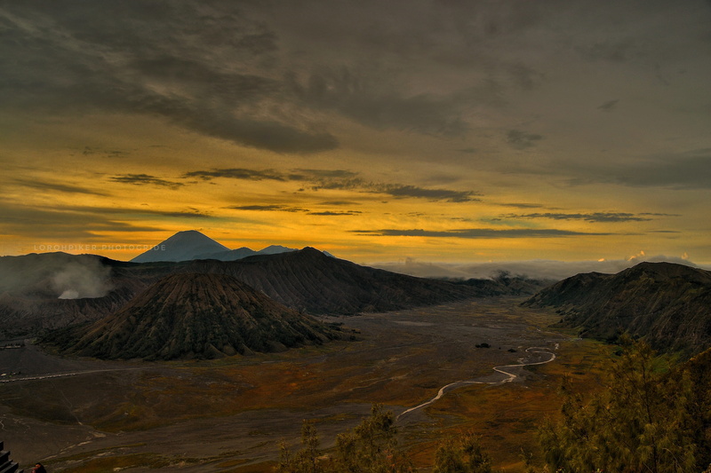 tranquility, remote, beauty in nature, mountain peak, landscape, volcanic crater, scenics - nature, probolinggo, mountain, outdoors, tranquil scene, environment