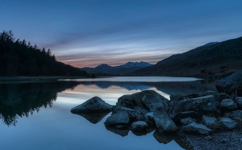 dusk, scenics, 720P, twilight, photo, rocks, lake, range, body, near, Capel Curig, calm, body of water, sky, outdoors, Snowdon, landscape, Dusky, Snowdonia