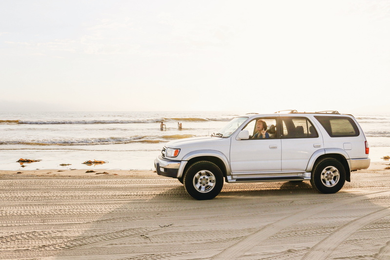 vehicle, ocean, near, copy space, sand tracks, utility, motion, cruisers, holiday, day, parked, trip, sport, car, nature, suv, retro styled, sports utility vehicle