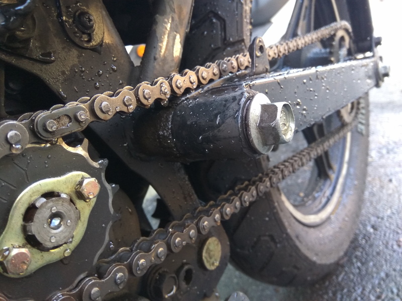 rusty, vehicle part, 4K, machine part, deterioration, damaged, metal, machinery, abandoned, transportation, gear shift, chain bar, obsolete, focus on foreground