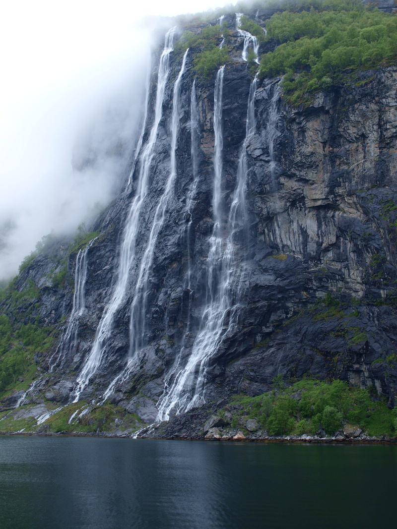 power in nature, Norway, murmur, cliff, nature, Waterfall, scenics, racing, roar, beauty in nature, fiordland, land, rock formation, solid, mountain, geirangerfjord