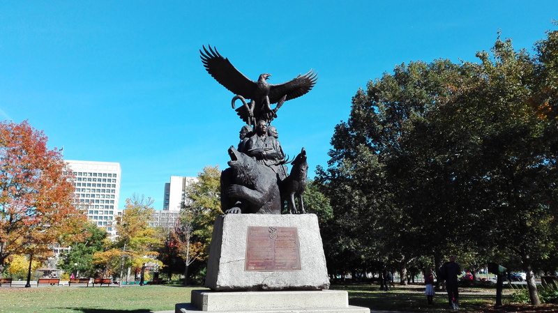 man, famous Place, sky, eagle, bear, Ottawa, Statue, built structure, canada, outdoors, park, Monument, native americans, creativity, art and craft, nature