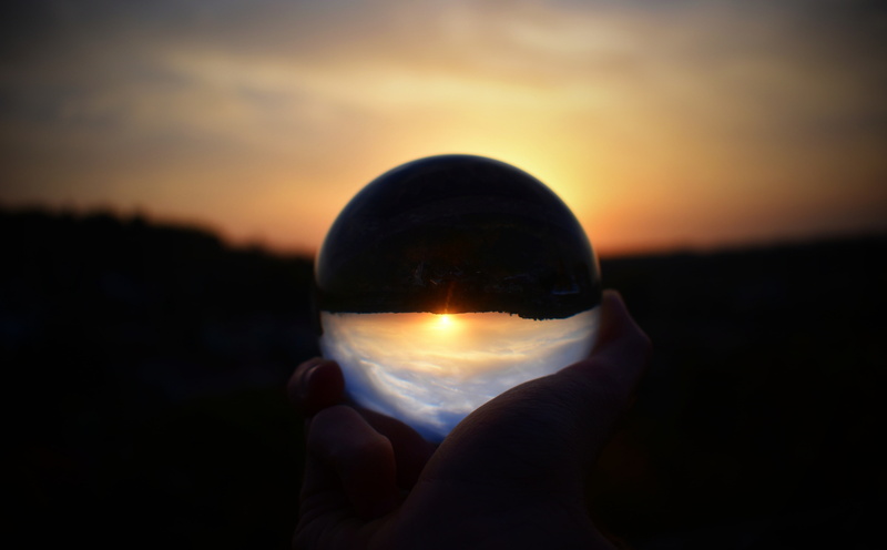 Aero, look, Creative, Ball, Glass, upsidedown, 5K, Crystal, Hand, sky