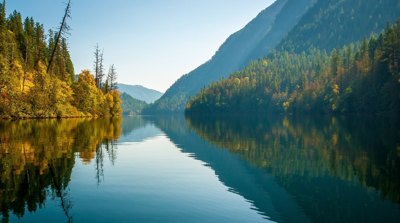 reflection, autumn, British Columbia, forest, mountains, lake Eco, 1080P, Canada, lake, Echo Lake, the mountains of the Okanagan lake, Monashee Mountains