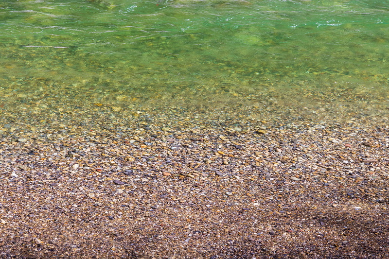 bank, sand, full frame, color, tranquility, 4K, stones, beach, beauty in nature, sea, nature, transparent, water, flowing, day, tranquil scene, fresh