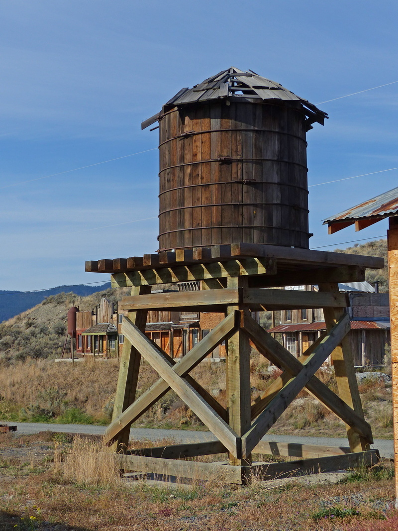 4K, wooden, day, vintage, plant, scenery, nature, built structure, environment, no people, rural scene, british columbia, antique, fuel and power generation