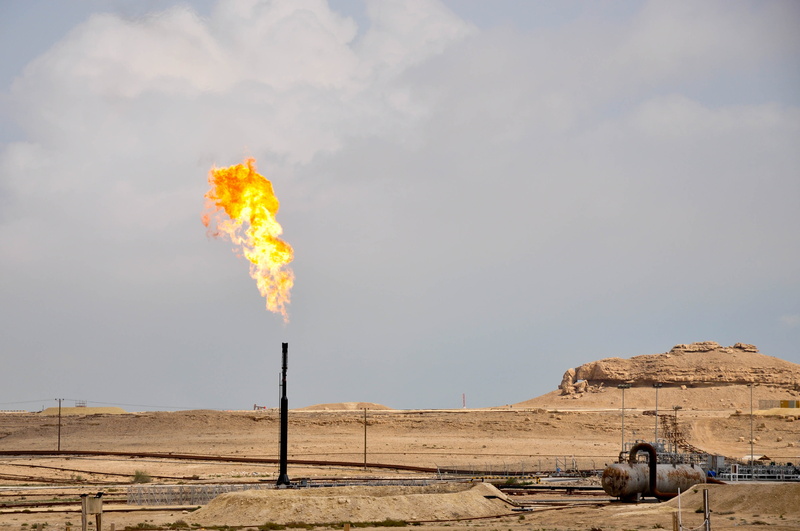 bahrain, day, land, atmospheric, no people, oil field, landscape, smoke - physical structure, climate, heat - temperature, nature, pollution, arid climate
