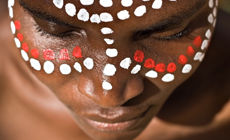 looking at camera, african man, Travel, portrait, red, adult, headshot, 1080P, african, beautiful woman, tribe, face, human face, man, body part, smiling