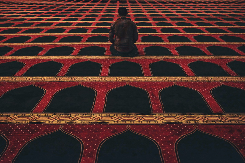 indoors, day, kneeling, in a row, backgrounds, art, tiled floor, built structure, nature, arch, ornate, 4K, coin, back, side by side, man, wool, temple
