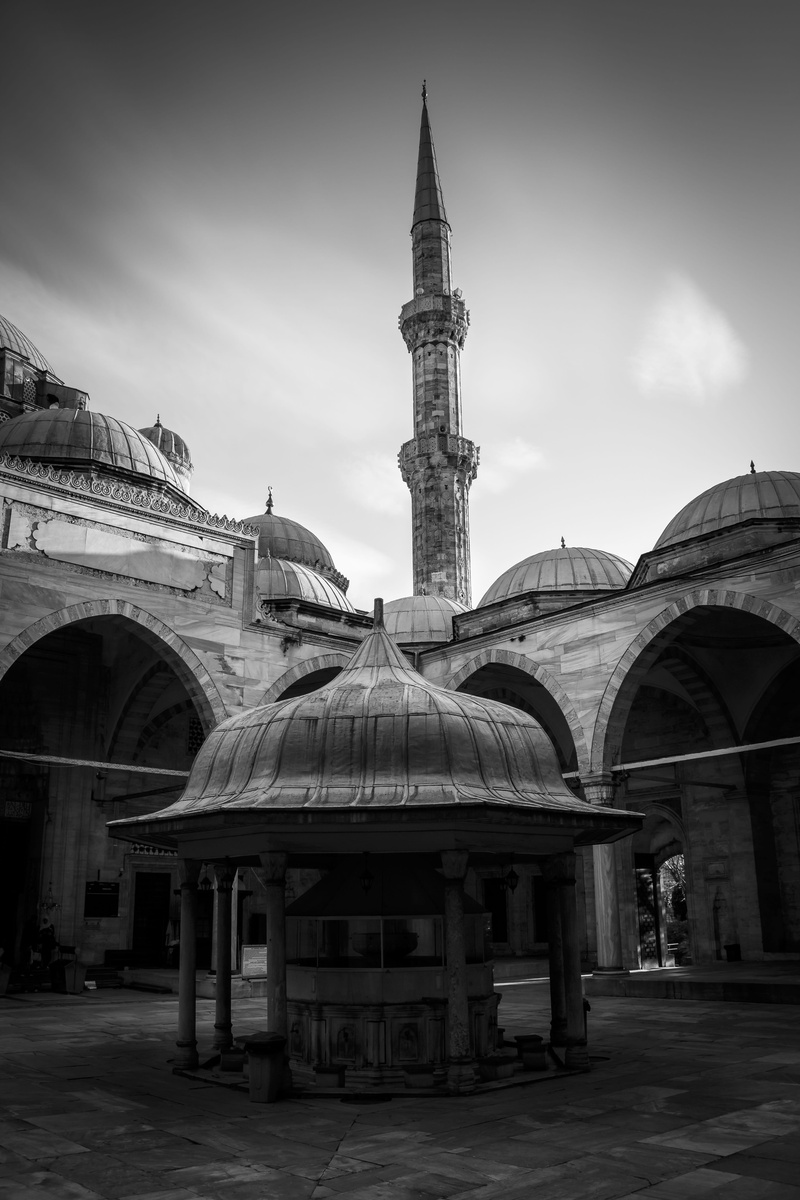 dome, black, spirituality, day, spire, travel, nostalgia, arch, turkish, architectural column, cloud, city, light, black and white, turkey, Cami, shadow
