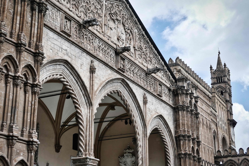 the past, byzantium, palermo, travel destinations, ornate, cathedral, religion, day, built structure, belief, arabic, landmark, place of worship, outdoors