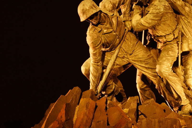 land, outdoors, statues, evening, one man only, unrecognizable person, day, uniform, military, monument, concrete, washington dc, men, only men, soldiers
